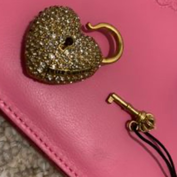 New VINTAGE Y2K JUICY COUTURE PINK LEATHER JOURNAL NOTEBOOK DIARY SWAROVSKI LOCK - Picture 4 of 15